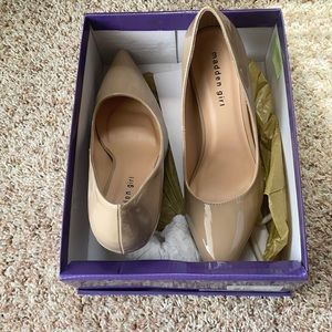 Madden girl brand new patent pumps